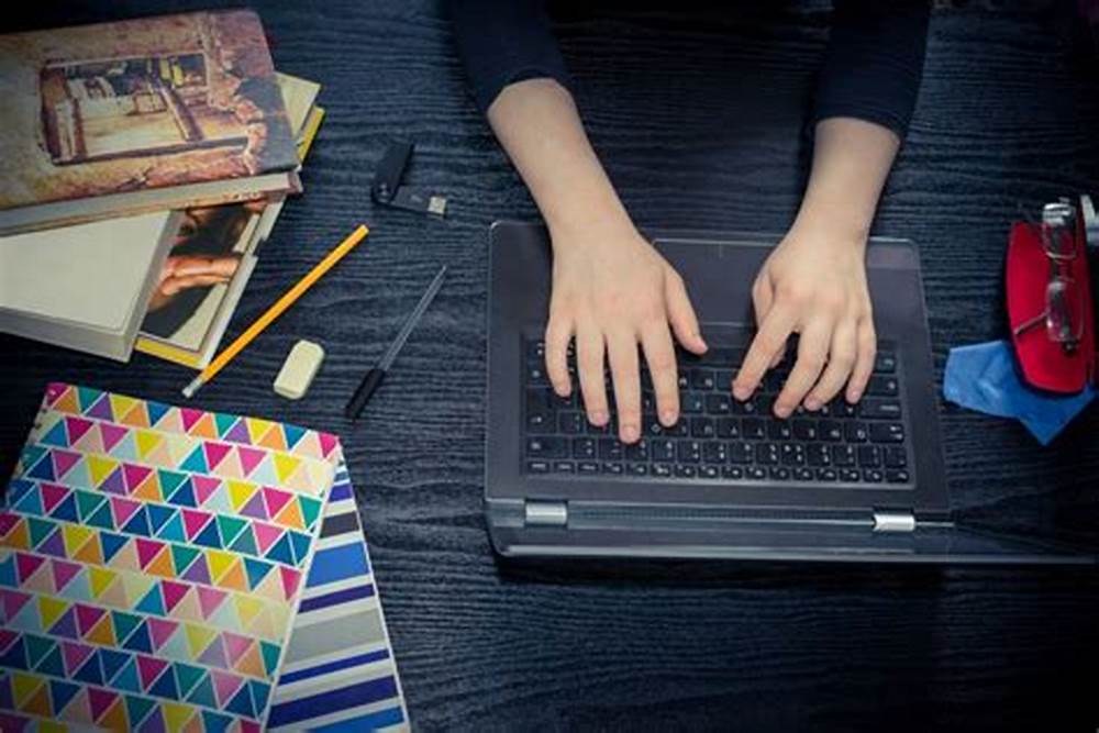 مواقع الربح من كتابة القصص بالعربية 3 مواقع الربح من كتابة القصص بالعربية